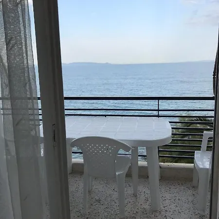 Apartment Summer Agioi Theodoroi